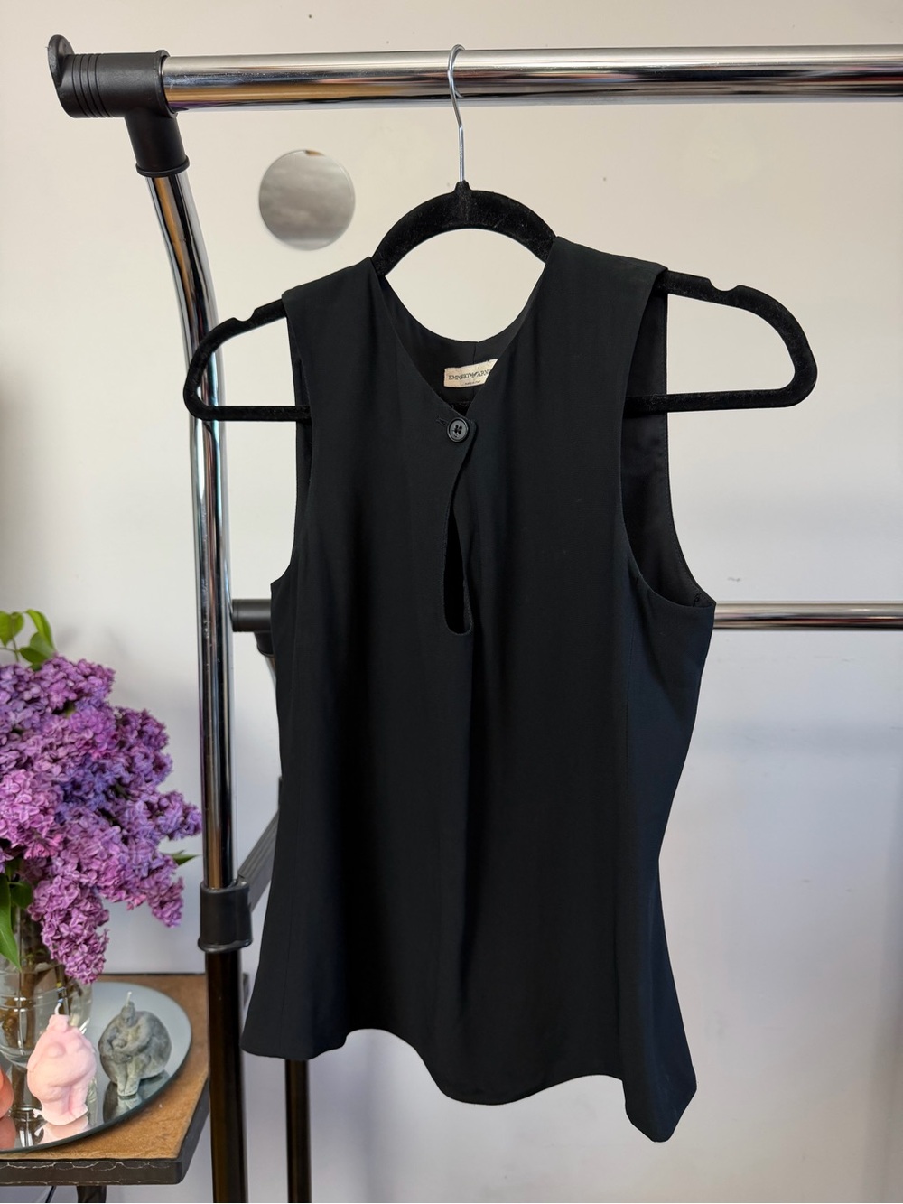 Emporio Armani Black Sleeveless Minimalist Top Made in Italy Size 38